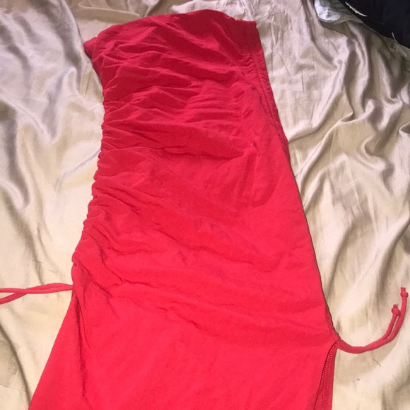 RED STRAPLESS DRESS ❤️‼️ - Picture 2 of 5